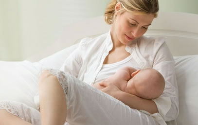 1-30天新生儿奶量标准(1-30天新生儿母乳喂养)