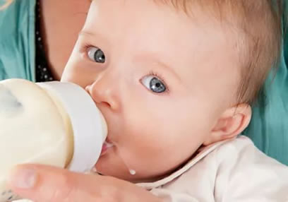 1-30天新生儿奶量标准(1-30天新生儿母乳喂养)