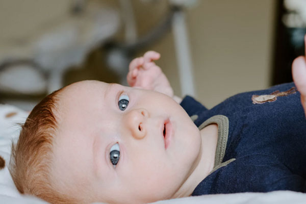10个月宝宝发育指标(附10个月宝宝行为和智力详细解读)