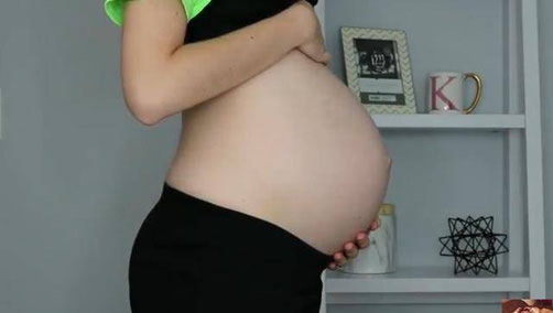 年轻孕妈每月孕肚照片真实