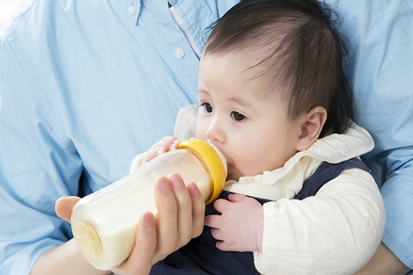 3天戒夜奶的6个方法(4个月宝宝戒夜奶的方式)