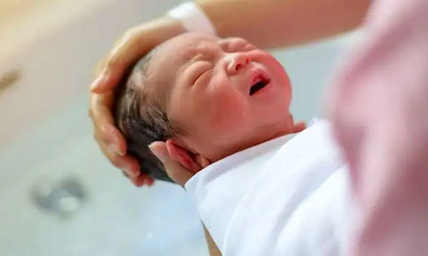 新生儿护理的6个要点(婴儿养育照护的五个内容)