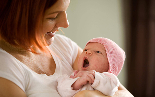 产后宝妈为什么会堵奶？这些方法有效改善哺乳更轻松