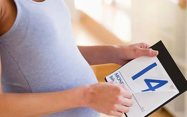 提醒宝宝要出生的10大征兆(孕晚期快生前三天的3大感觉)