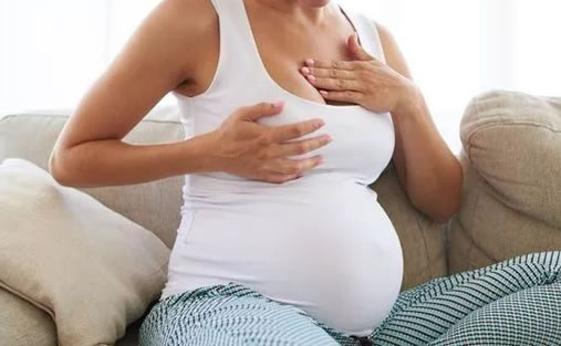 孕初期怀男孩孕妇乳房有什么特点(孕早期胸部变化汇总)