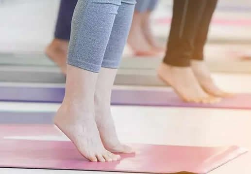 踮脚尖锻炼对身体有什么好处 踮脚尖的正确方法图解