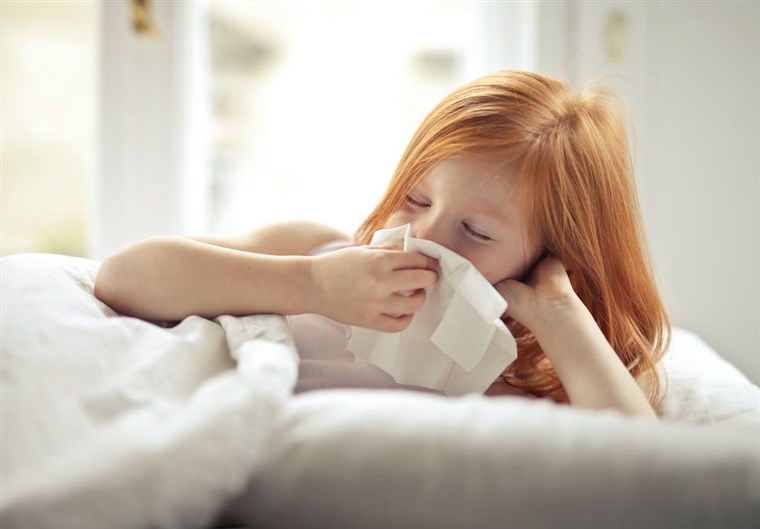 如何快速判断是过敏性鼻炎还是感冒 如何对症用药？