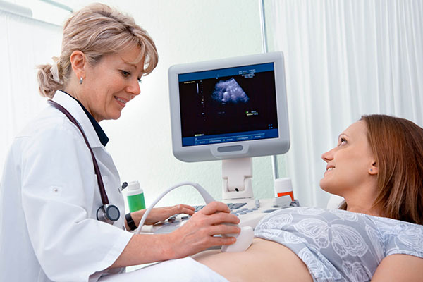 怀孕2个月男孩胎囊B超数据 孕囊数据两大一小是不是男孩