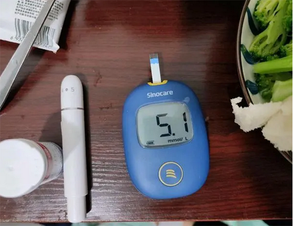 餐前血糖7.2mmol/L严重吗(餐前血糖高对生育的危害)