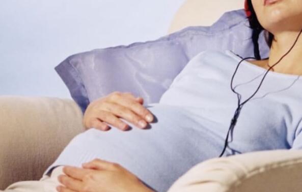 孕期如何减少胎儿遗传近视(附5个方法)