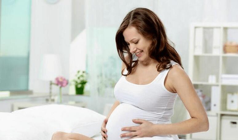 孕晚期宫缩对胎儿有影响吗(孕晚期怎么缓解宫缩)