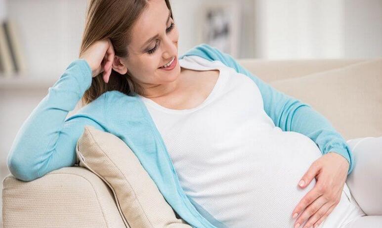 孕中期腰酸痛怎么缓解正常吗(孕中期腰疼护理的方法有哪些)