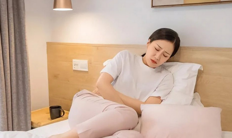 黄体破裂和排卵痛有什么区别(排卵痛和黄体破裂哪个更痛)