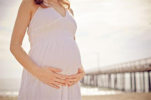 已生女宝的四维彩超单有何特点？分享怀女孩的9个征兆
