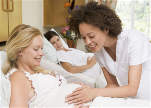 异位妊娠早期症状像痛经？别混淆！这3个异常表现必须立刻就医