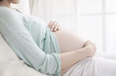 2026最新孕期禁忌大全：科学版 vs 老一辈说法,哪些真不能做？