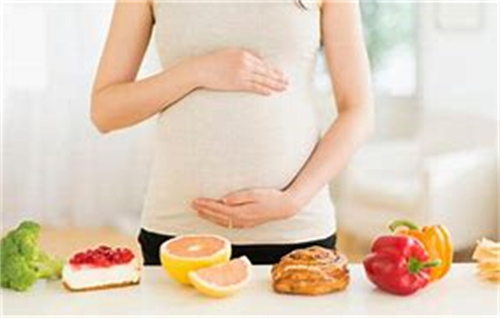 孕晚期宫缩持续多久需要警惕？医生提醒：超过30分钟规律阵痛快就医