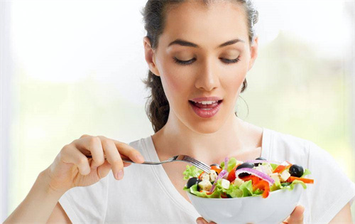 孕晚期也能精致！孕妇面部护理简化步骤却不牺牲效果的秘诀