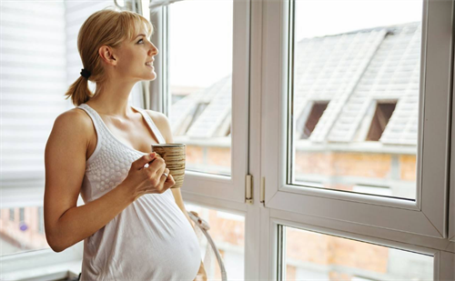 职场孕妈救急术！办公室5分钟孕妇面部护理快速焕活方案