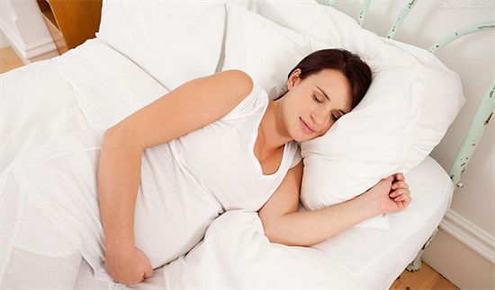 产后减肥常见疑问解答！哺乳、睡眠与体重下降的关系