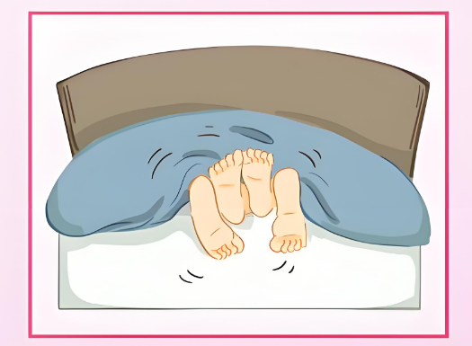 产后第一次同房为什么会痛得像撕裂？拒绝勉强,找对润滑与前戏方法