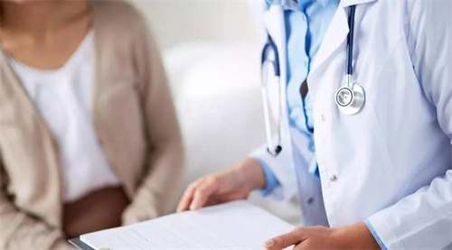 孕早期同房后出血怎么办？前3个月究竟能不能有性生活