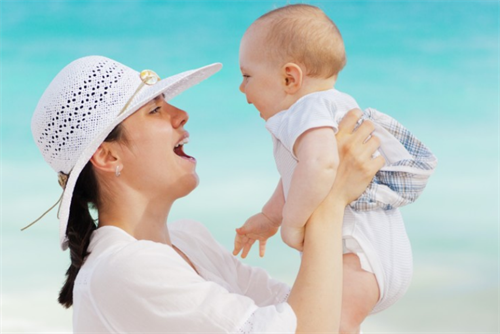 2026年农历五月出生的马宝宝：五行八字最缺什么？起名宜忌字全解