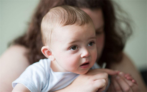 2026马宝宝起名避雷指南！那些容易被起外号、有谐音梗的字赶紧避开