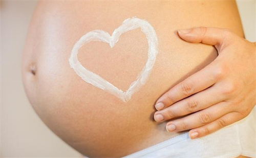 孕期预防妊娠纹从几个月开始？防纹霜成分揭秘与涂抹按摩手法