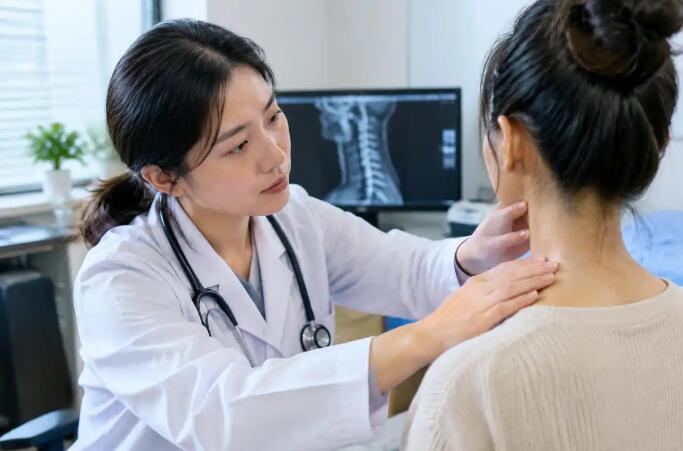 乳房刺痛需要做什么检查？不一定是大病，先分清症状再检查