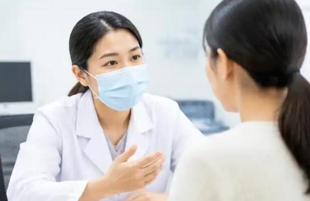 哺乳期乳腺炎挂什么科？多数挂乳腺外科，发热加重别拖延