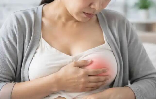 哺乳期乳腺炎挂什么科？先分清轻重，发热肿痛别拖延
