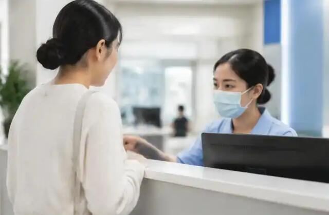 哺乳期乳腺炎挂什么科？先分清轻重，发热肿痛别拖延