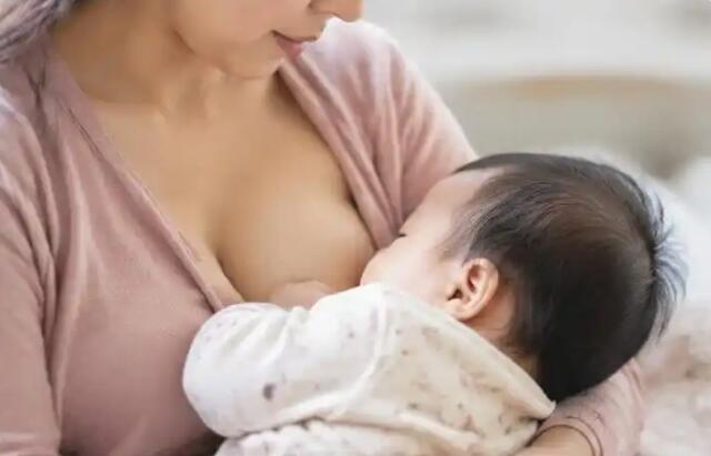 哺乳期乳腺炎挂什么科？先分清轻重，发热肿痛别拖延