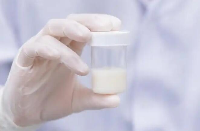 乳头溢液有哪5种类型？医生提醒：分清这几种情况，别把危险信号当成小事