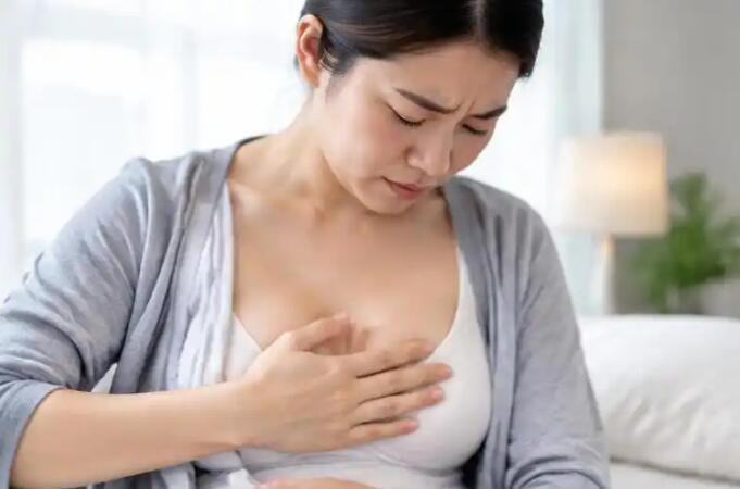 胀奶硬扛不处理，乳房会怎样？医生：别拖到发烧化脓才后悔
